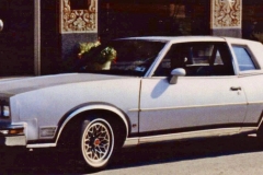Tim & Penny Dye Broken Arrow, OK 80 Sterling Edition, P/S, P,W, P/Ant, Cruise Control, Tilt Wheel, Climate Control, Sun Roof, Snow Flake Wheels